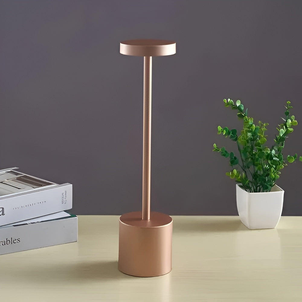 Lunara – Lampe de table sans fil dorée et minimaliste