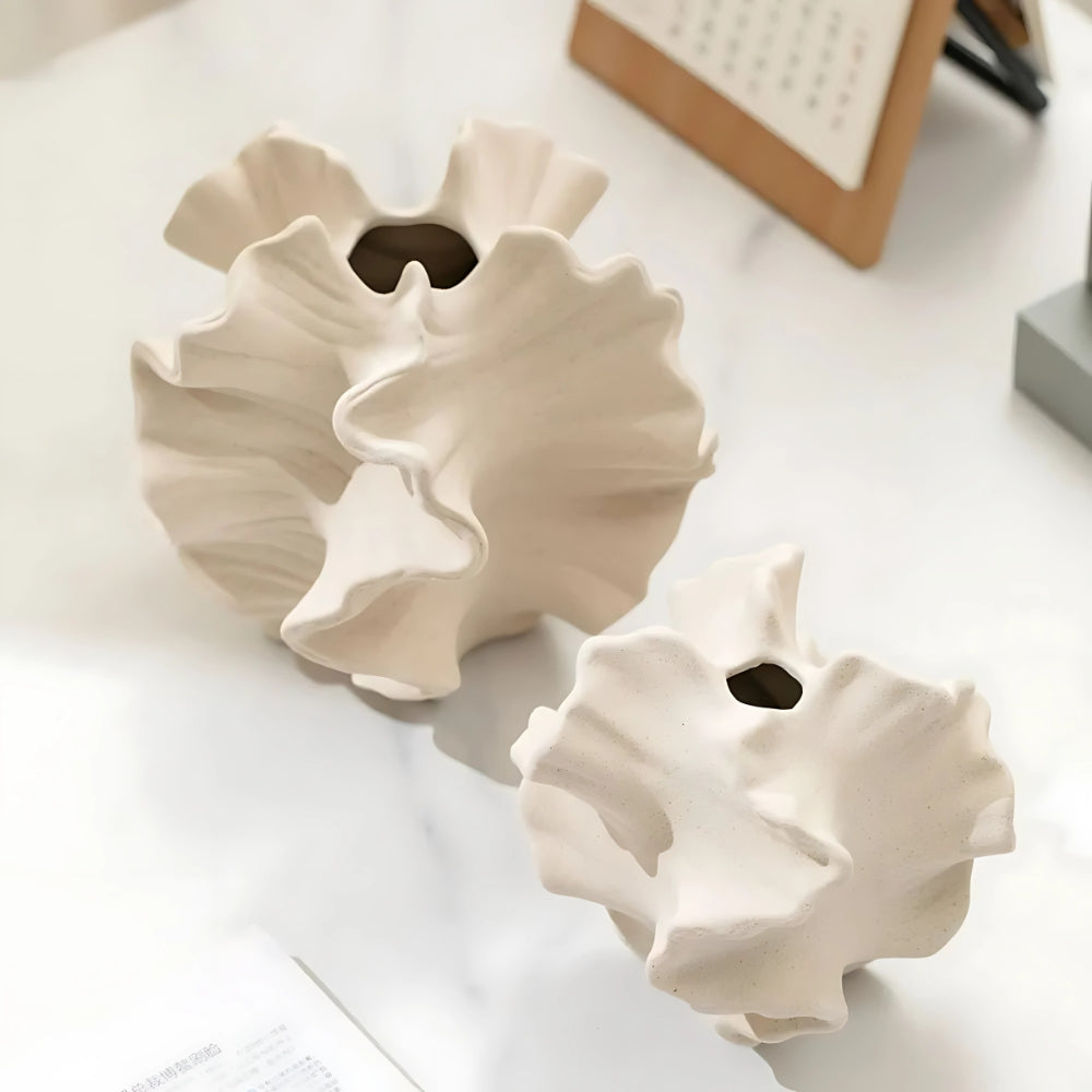 Lunara – Vase en céramique texturé et organique