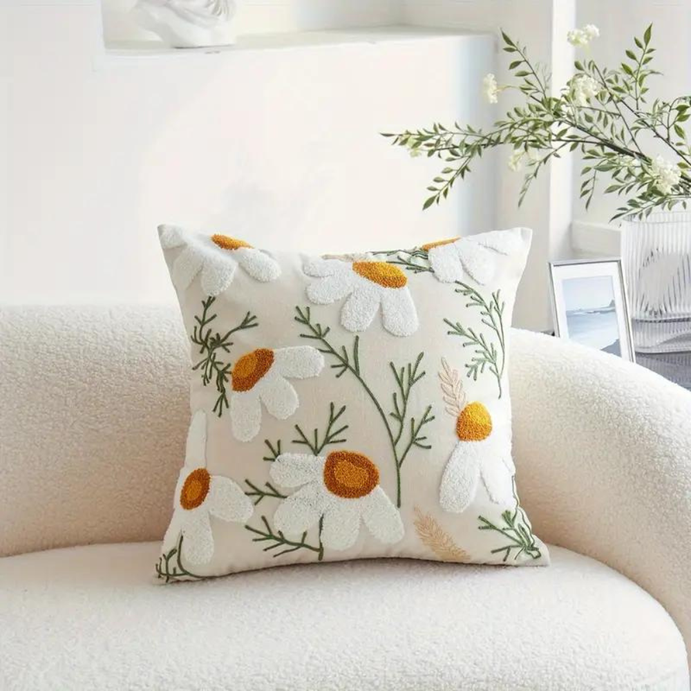 Solène – Housse de coussin texturée et naturelle à motif végétal