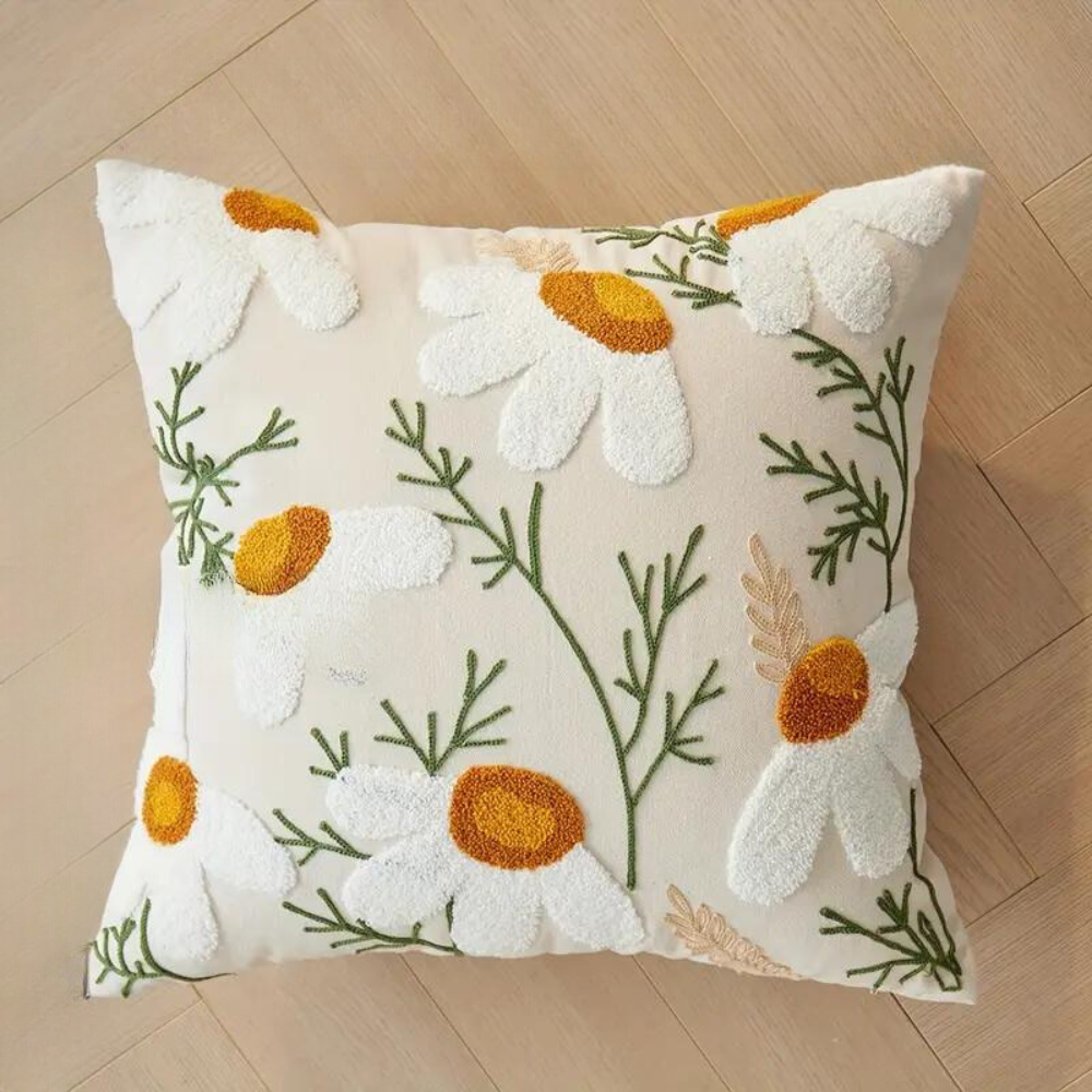 Solène – Housse de coussin texturée et naturelle à motif végétal