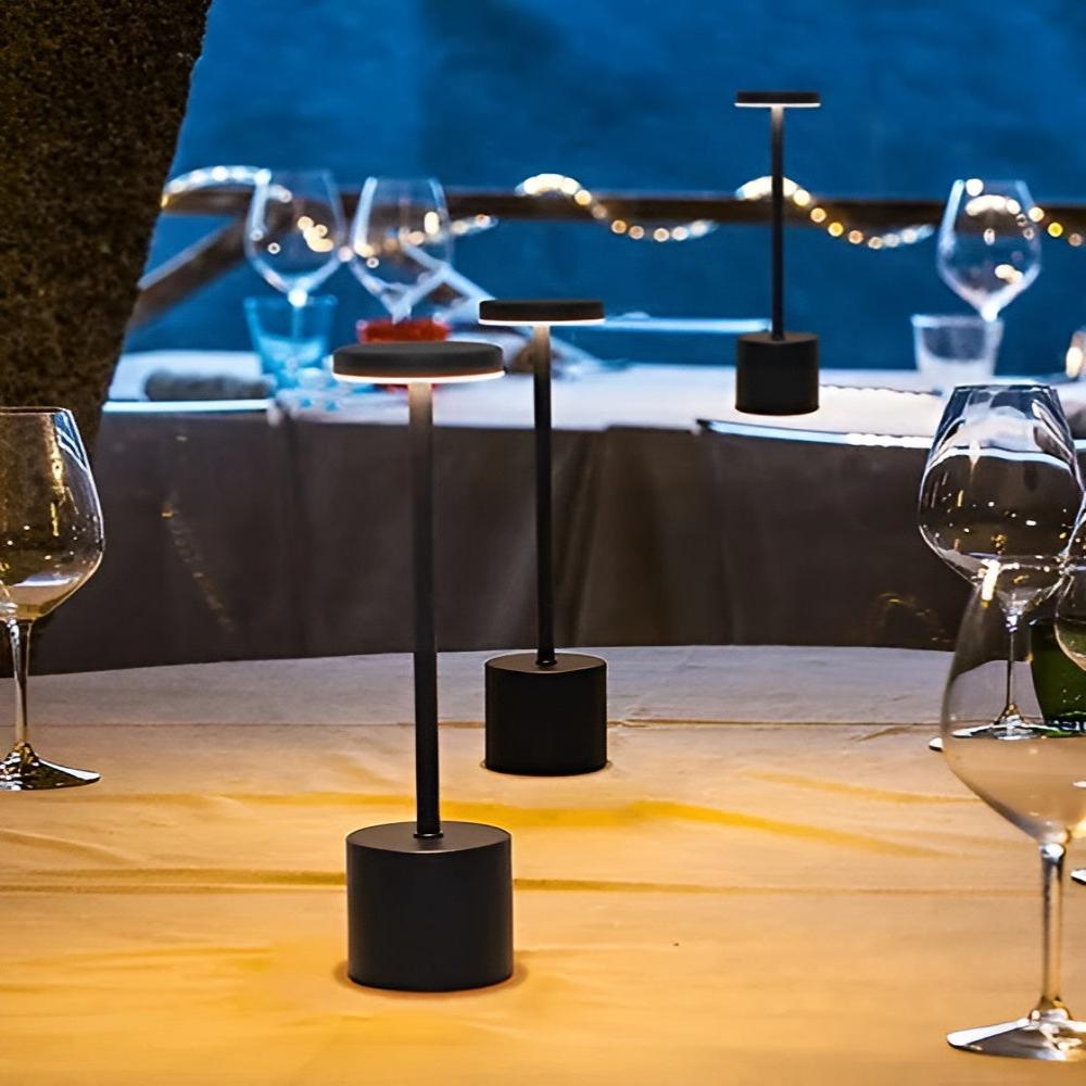 Lunara – Lampe de table sans fil dorée et minimaliste