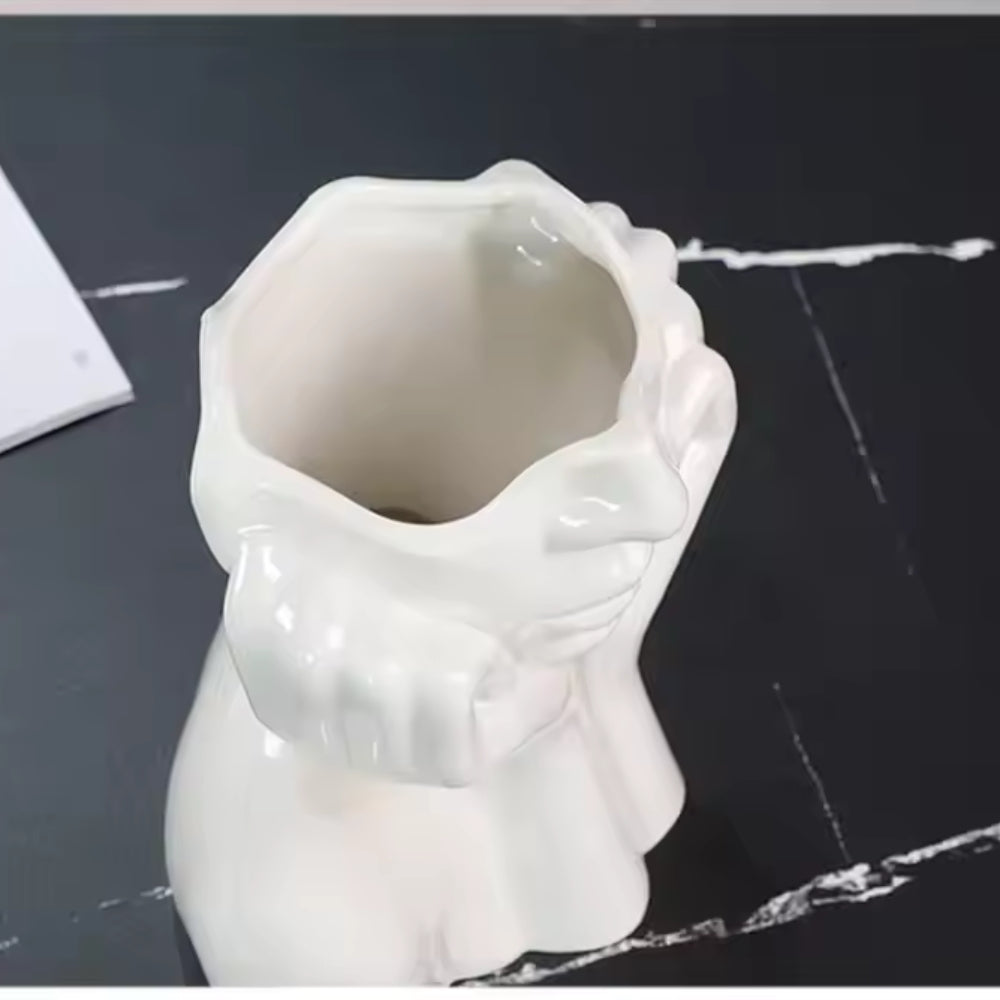 Orion – Vase décoratif en résine texturé et sculptural