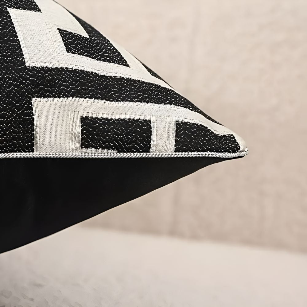 Velora – Housse de coussin jacquard texturée et chaleureuse