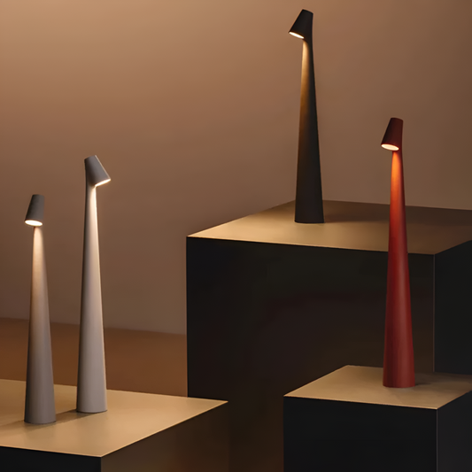 Orion – Lampe de table LED minimaliste et chaleureuse
