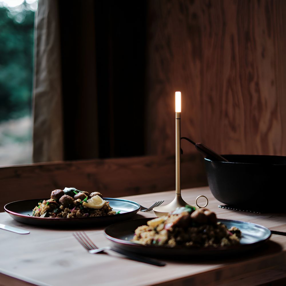 Lunara – Lampe de table cylindrique en aluminium minimaliste et chaleureuse