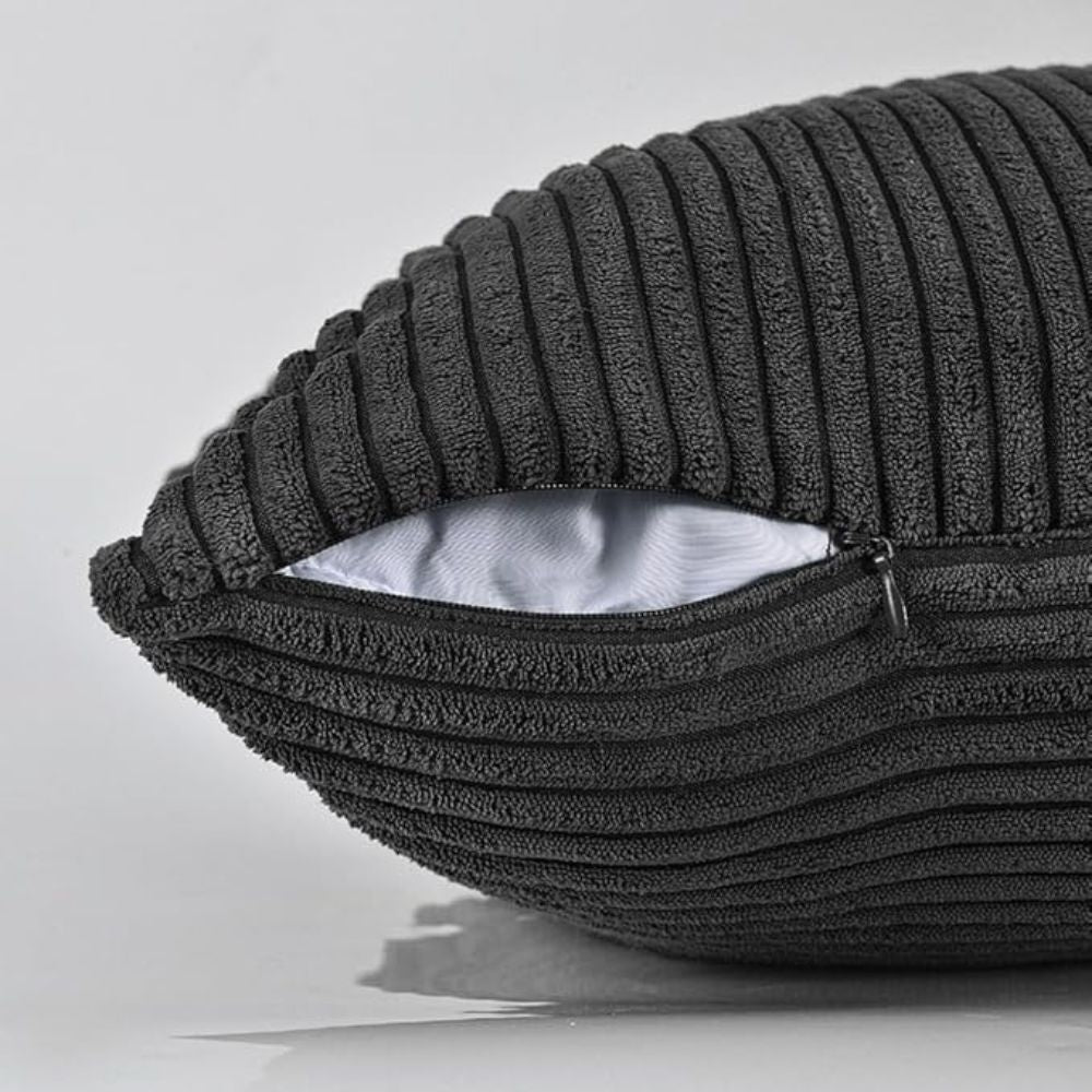 Solène – Housse de coussin en velours côtelé texturé et chaleureux