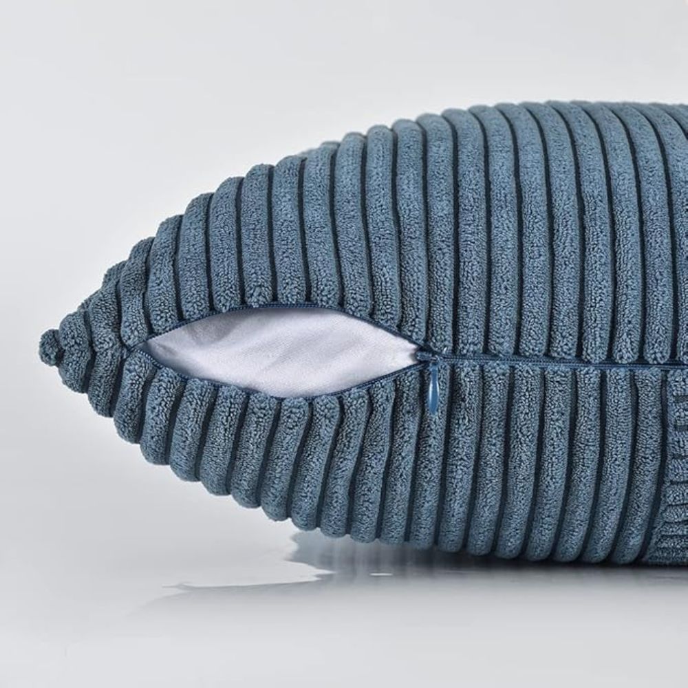 Solène – Housse de coussin en velours côtelé texturé et chaleureux