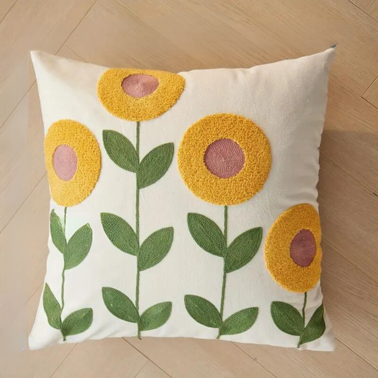 Solène – Housse de coussin texturée et naturelle à motif végétal