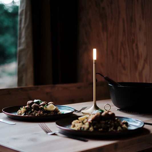 Lunara – Lampe de table cylindrique en aluminium minimaliste et chaleureuse